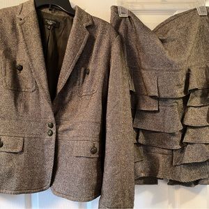 Talbots petites, 2 piece skirt set, beige, size 12